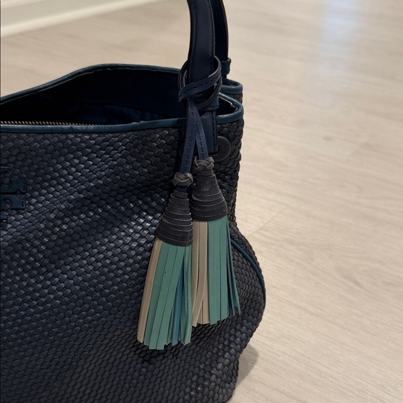 Tory Burch woven leather shoulder Bag - Picture 3 of 12